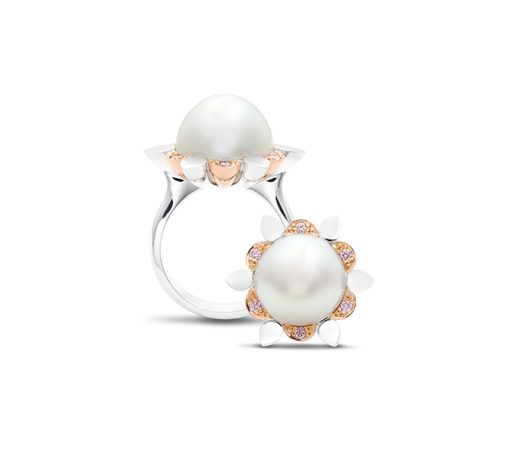 Two tone pearl and pink diamond ring