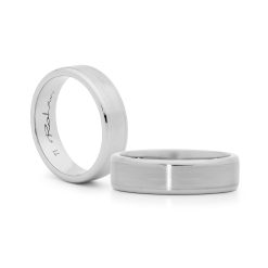 Flat Band with a soft edge